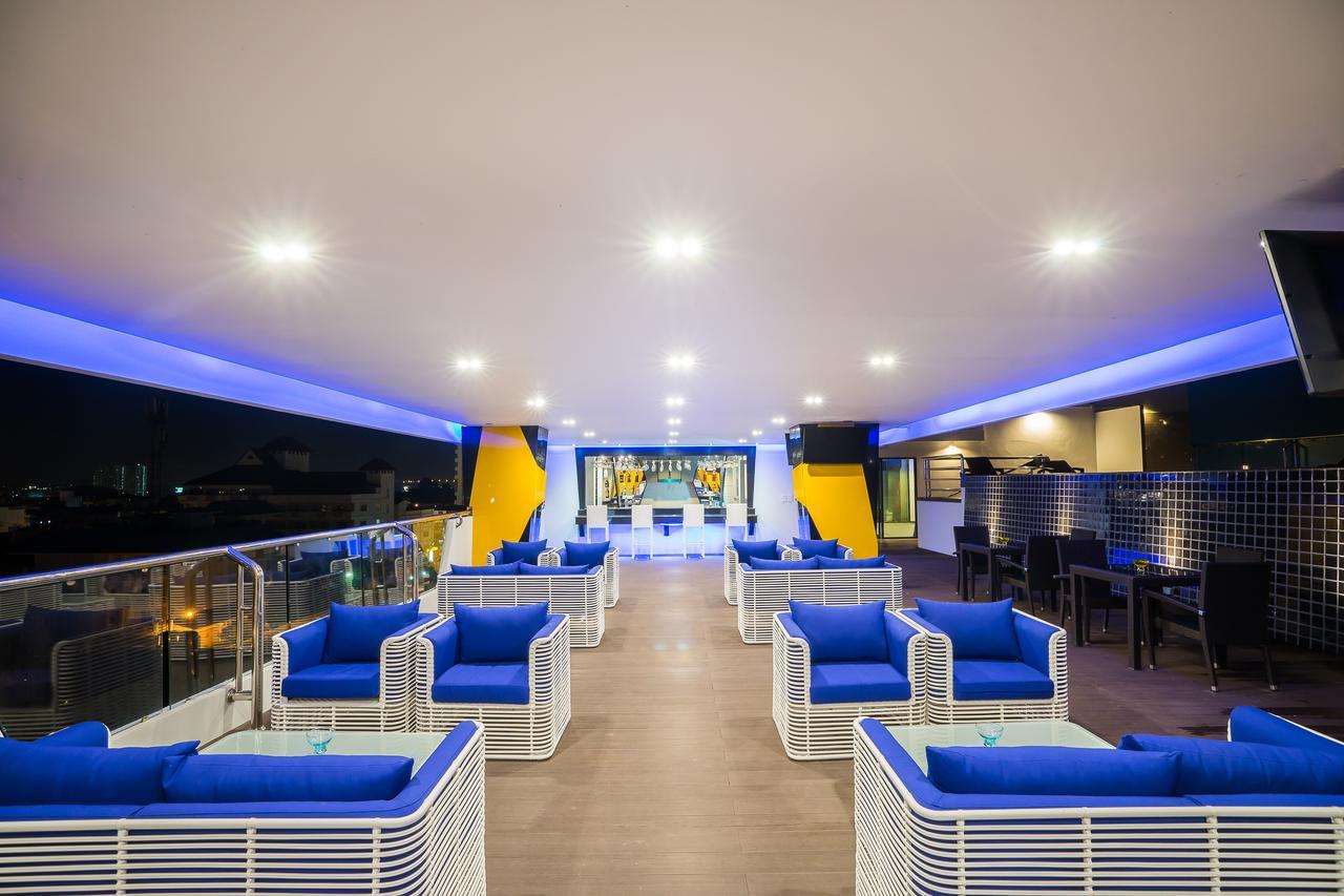 Blue Boat Hotel Jc Pattaya Bagian luar foto