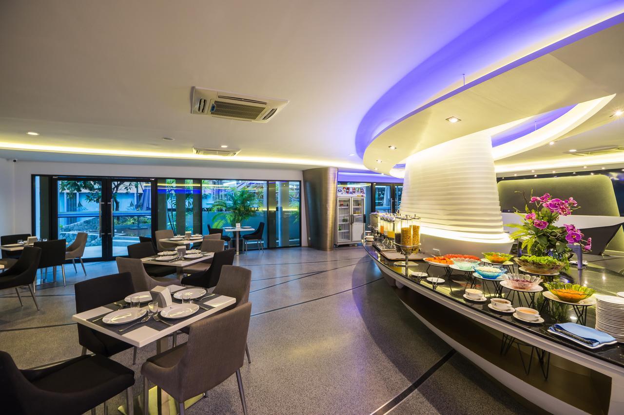 Blue Boat Hotel Jc Pattaya Bagian luar foto
