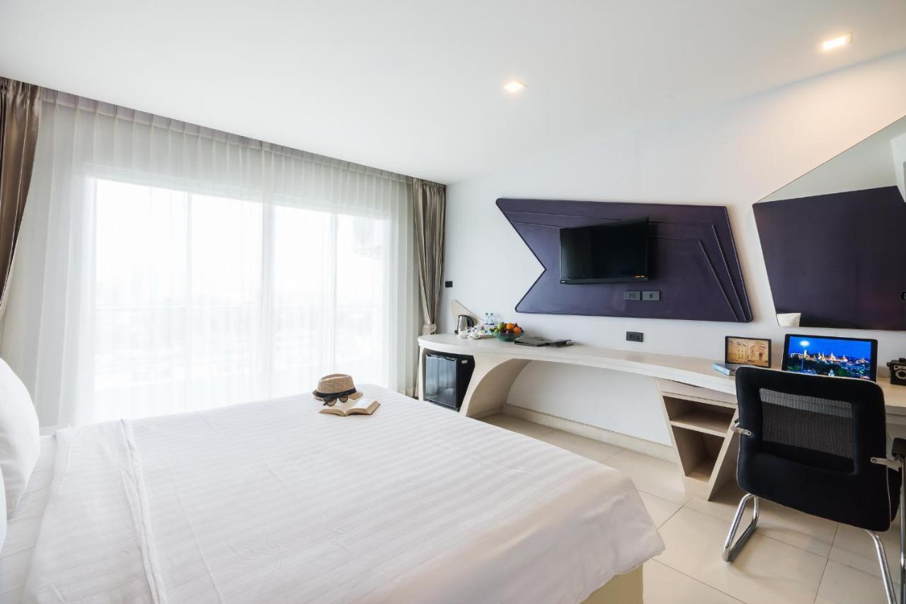 Blue Boat Hotel Jc Pattaya Bagian luar foto