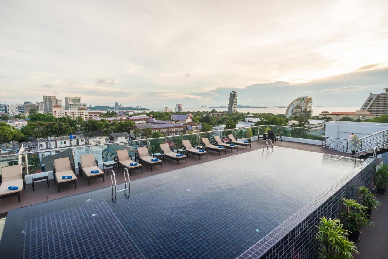 Blue Boat Hotel Jc Pattaya Bagian luar foto